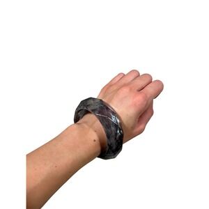Chunky Faceted Lucite Bangle Bracelet Modernist Statement Jewelry‎